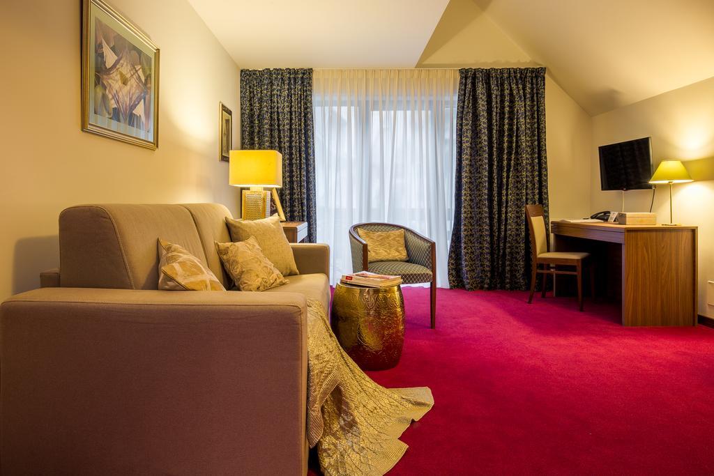 Hotel Boutique Belvedere ซินายา ภายนอก รูปภาพ