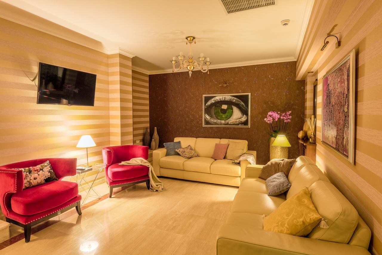 Hotel Boutique Belvedere ซินายา ภายนอก รูปภาพ